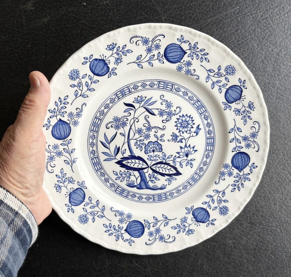 VTG Enoch Wedgewood Blue Heritage Dinner Plate 10" Blue Onion Pattern CRT1